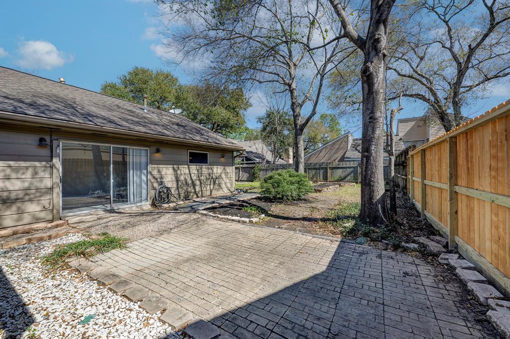 11874 Briar Forest Drive