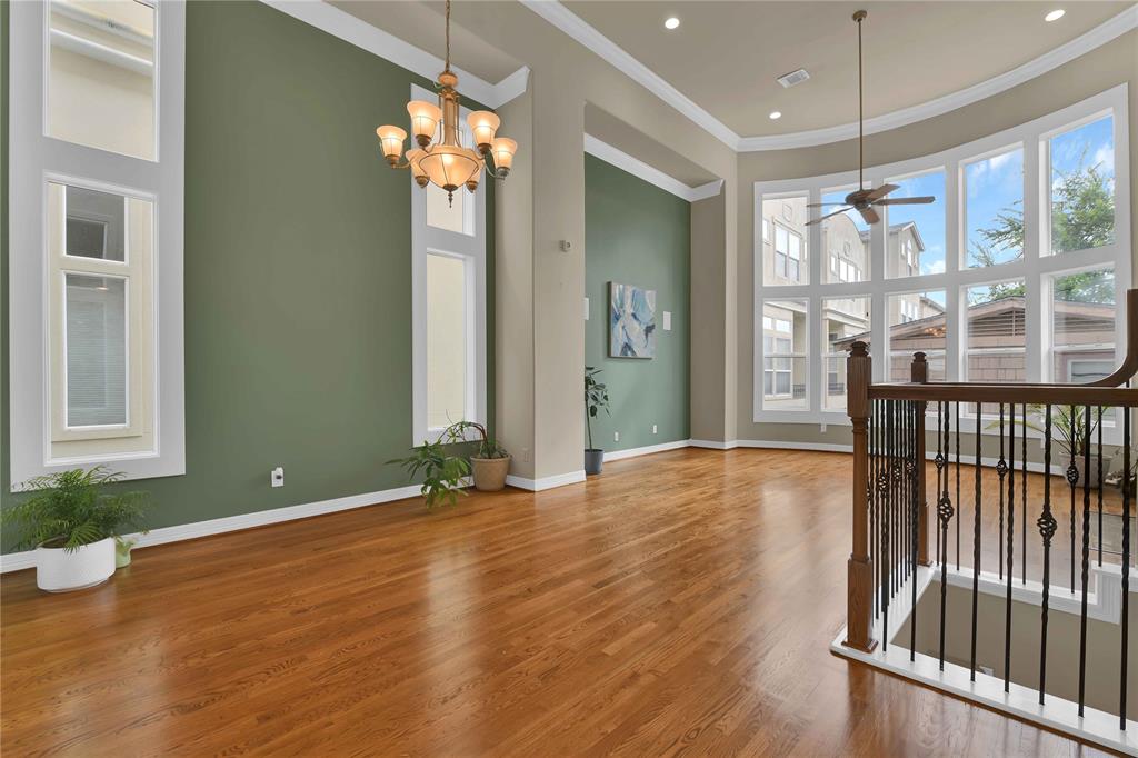 1515 Hyde Park Boulevard # 40