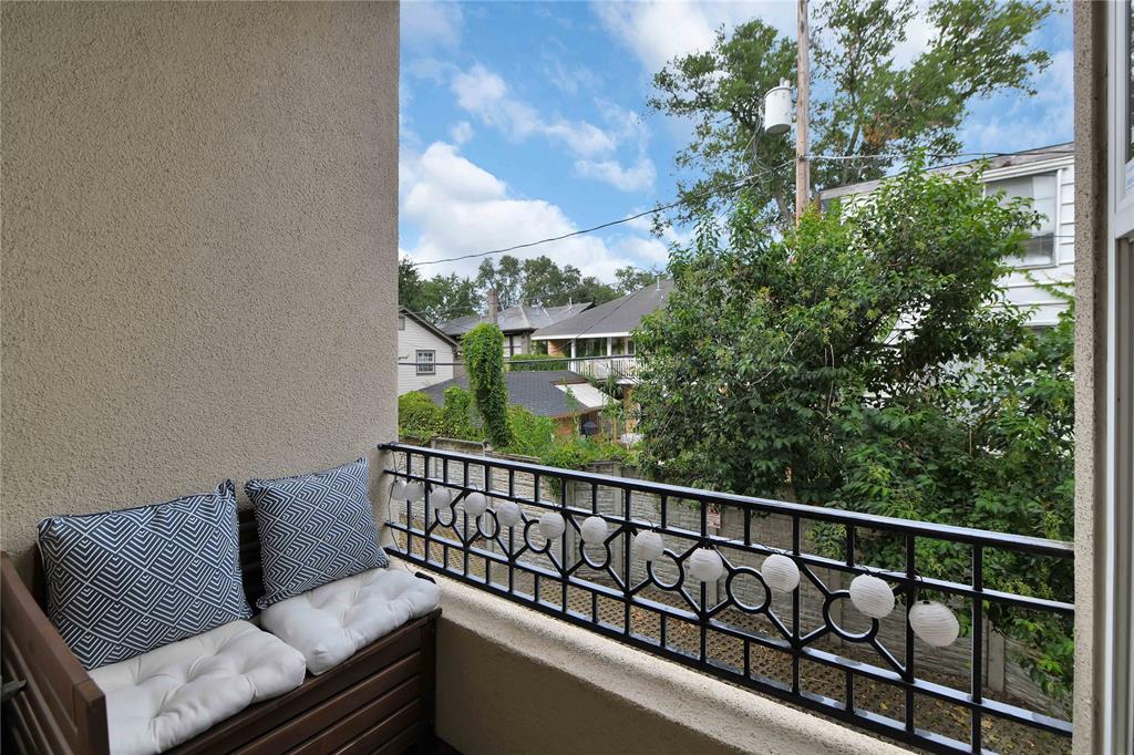 1515 Hyde Park Boulevard # 40