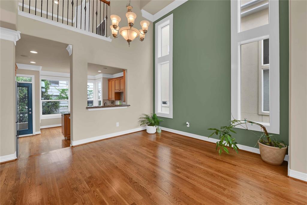 1515 Hyde Park Boulevard # 40