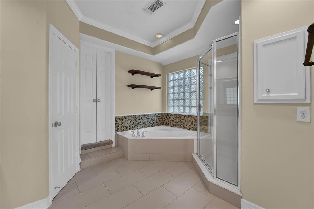1515 Hyde Park Boulevard # 40