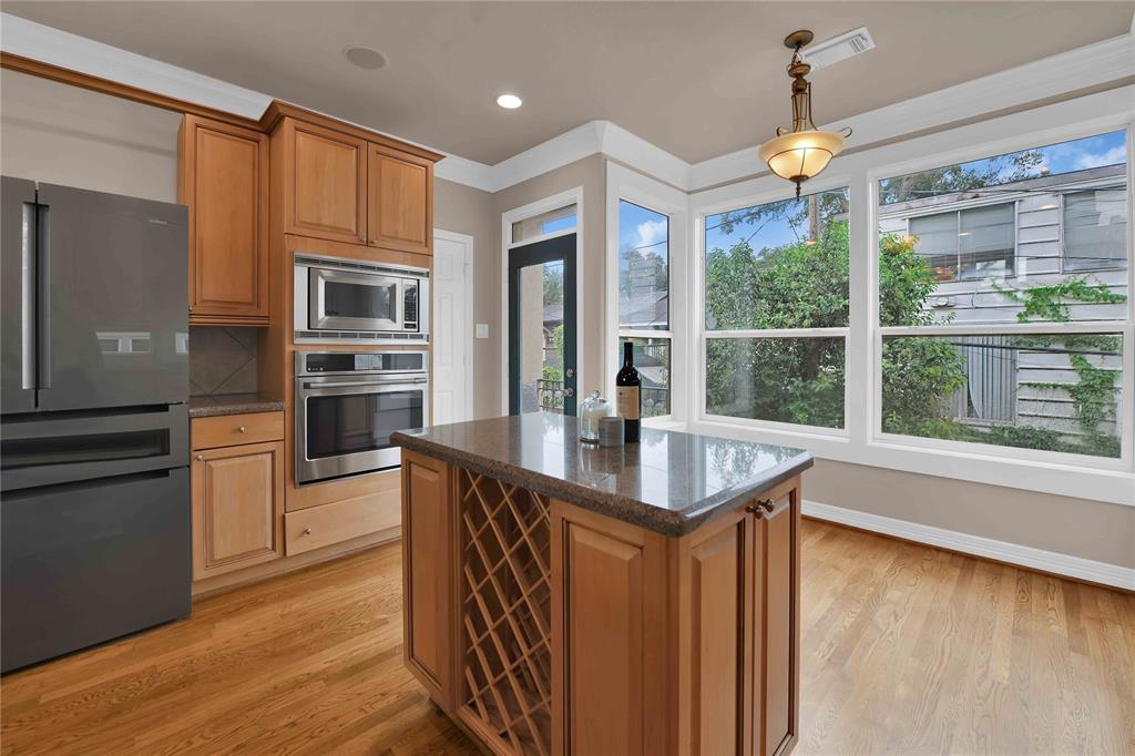1515 Hyde Park Boulevard # 40