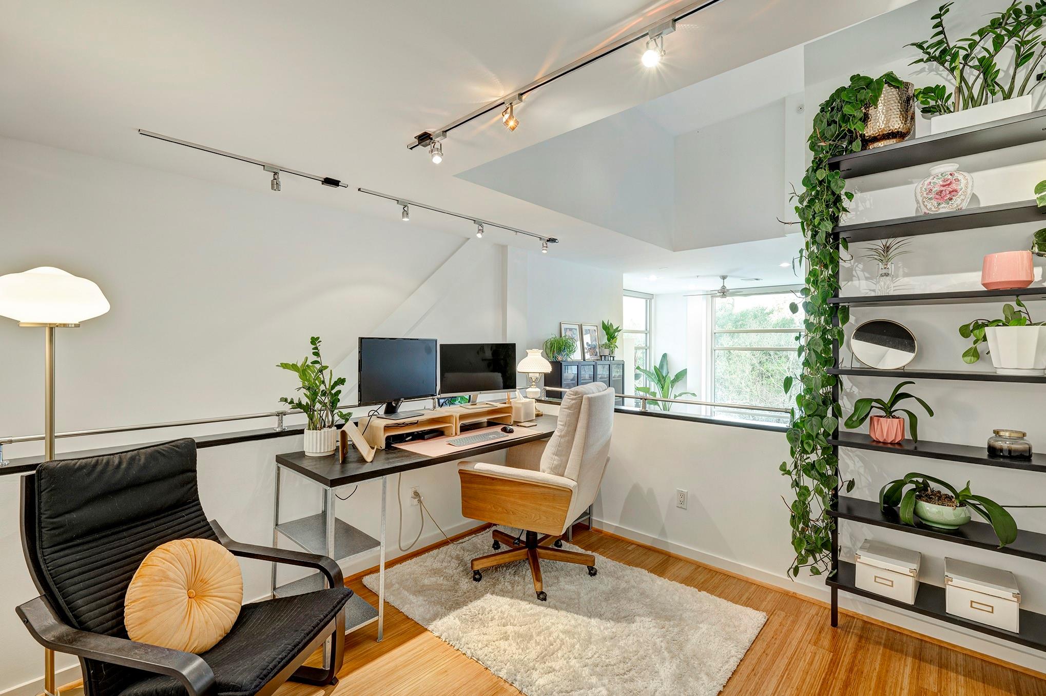 102 Quitman Street # 207