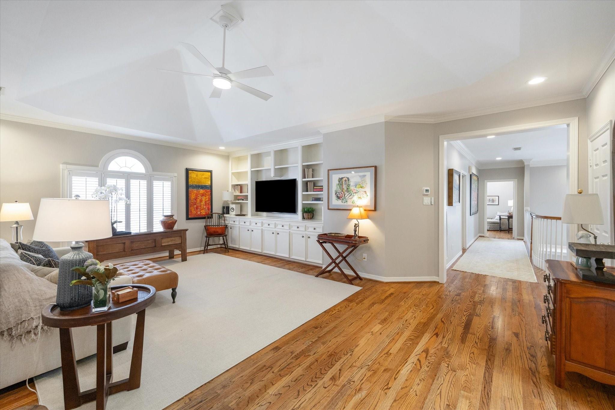 333 Sugarberry Circle