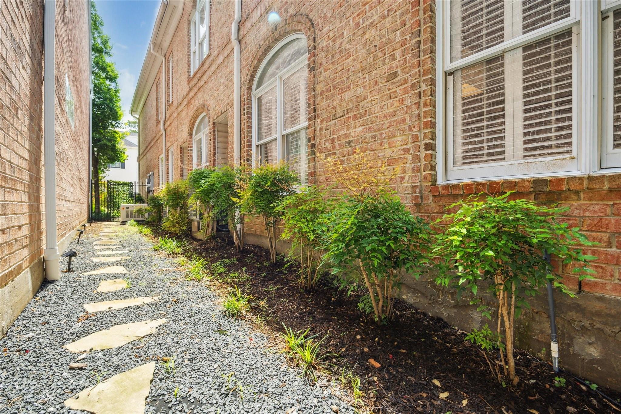 333 Sugarberry Circle