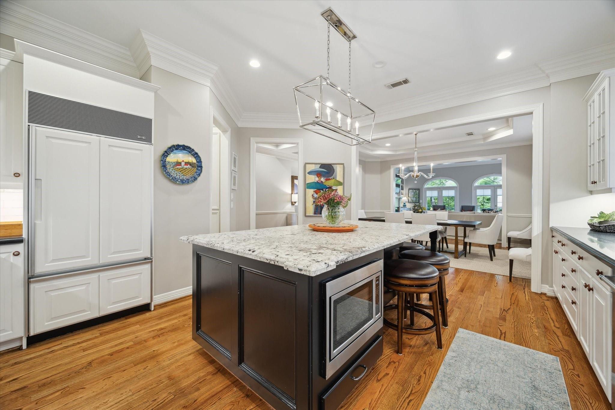 333 Sugarberry Circle