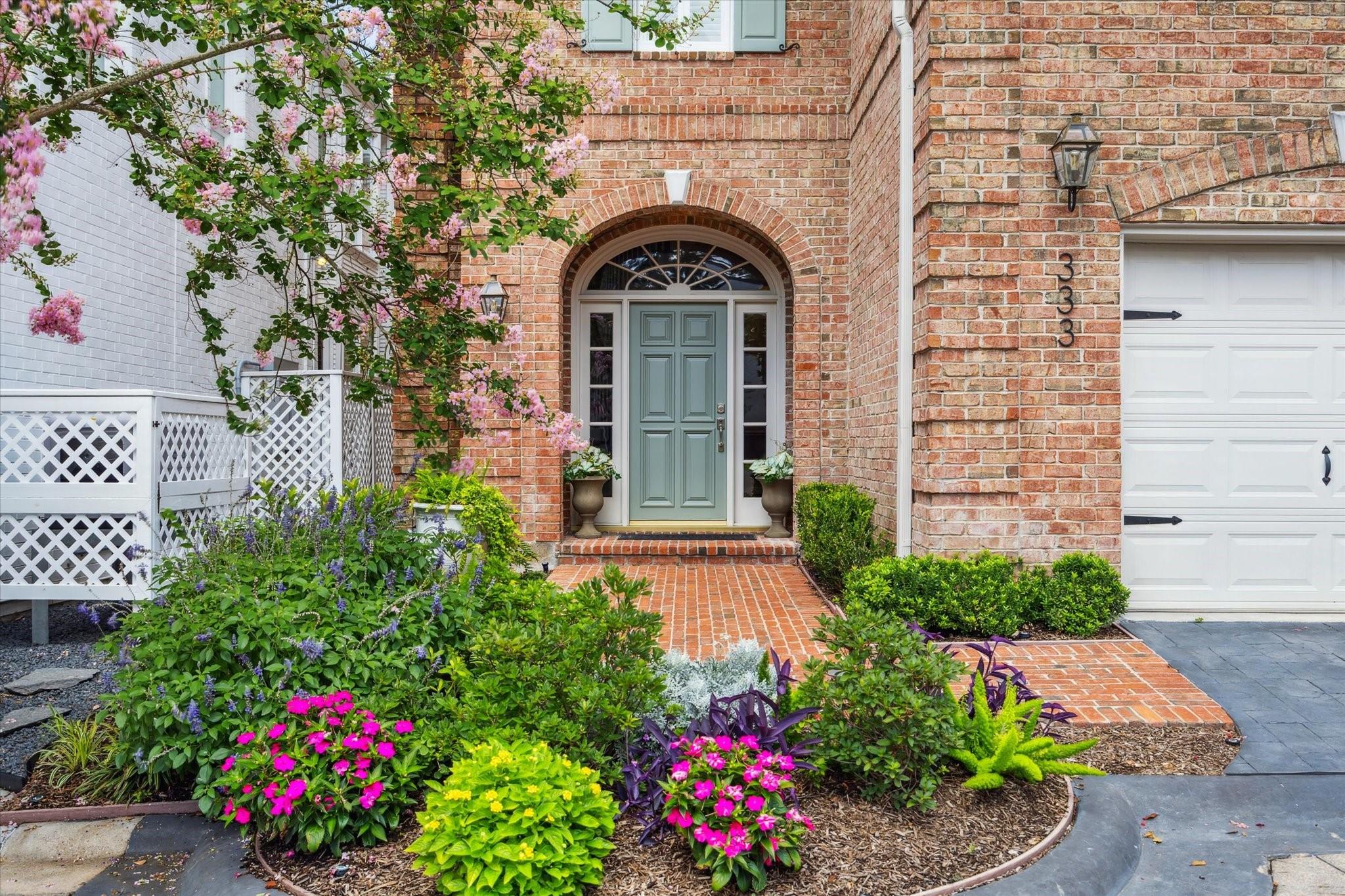 333 Sugarberry Circle
