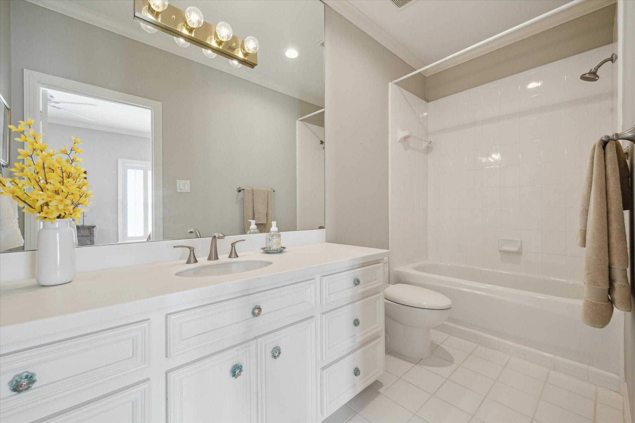 333 Sugarberry Circle