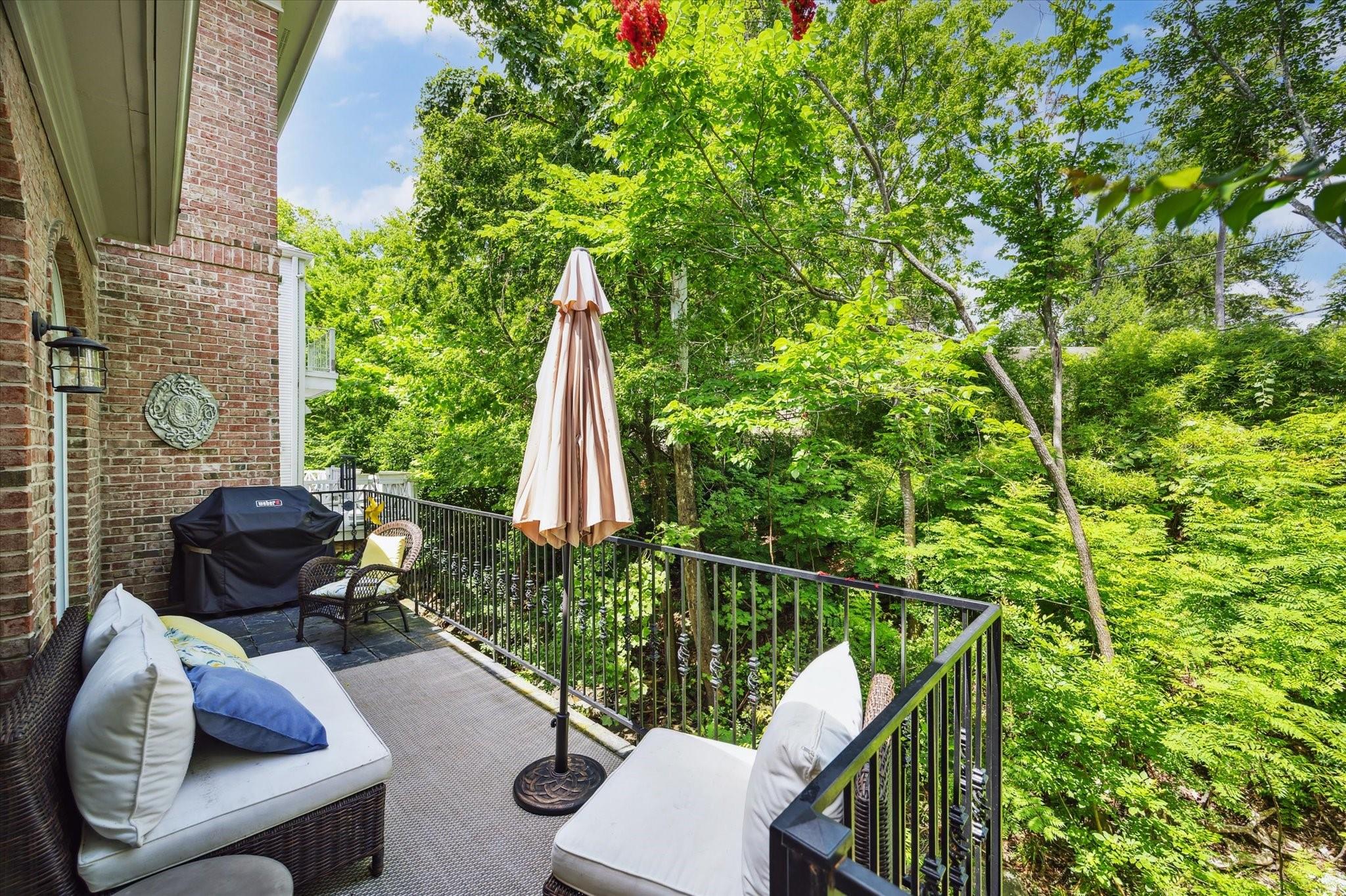 333 Sugarberry Circle