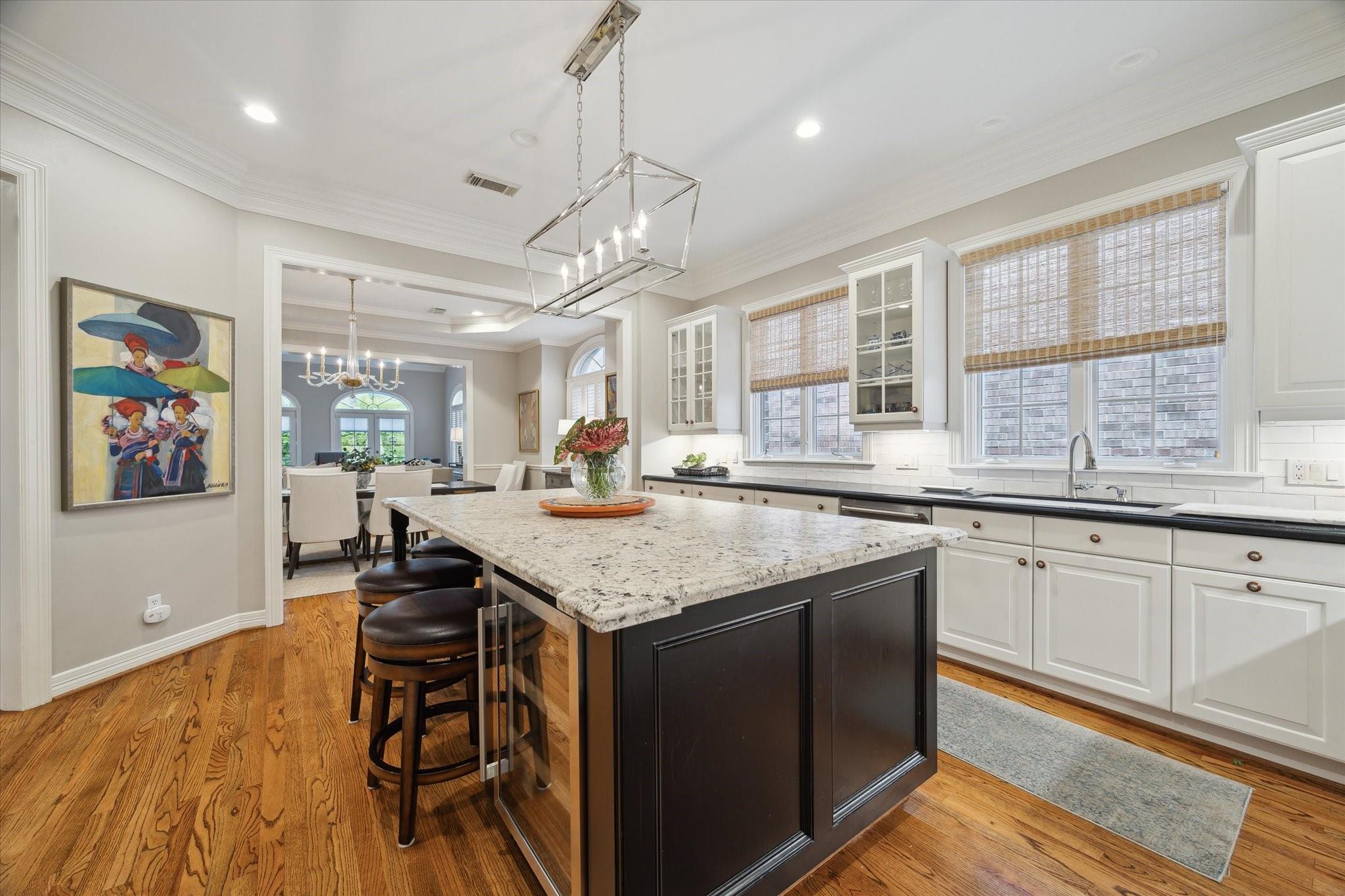 333 Sugarberry Circle