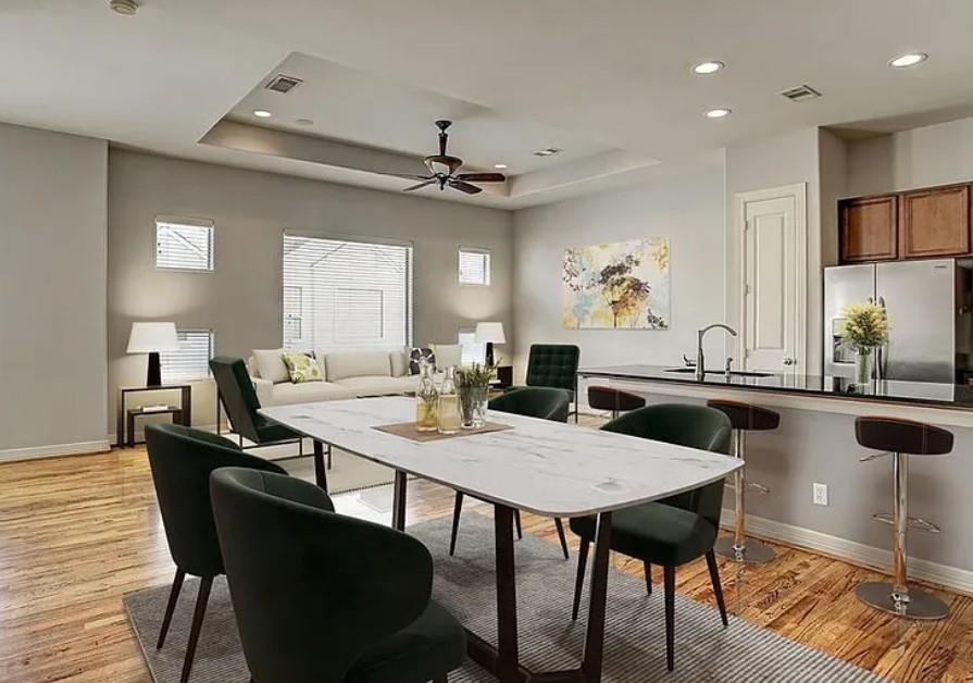 3811 Centerplaza Drive