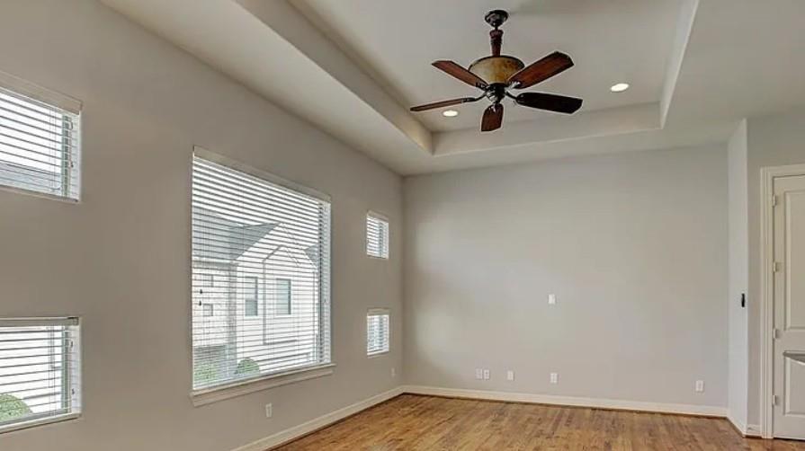 3811 Centerplaza Drive