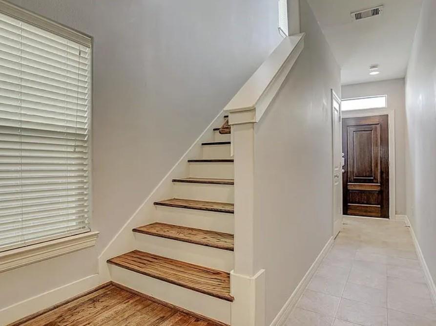 3811 Centerplaza Drive