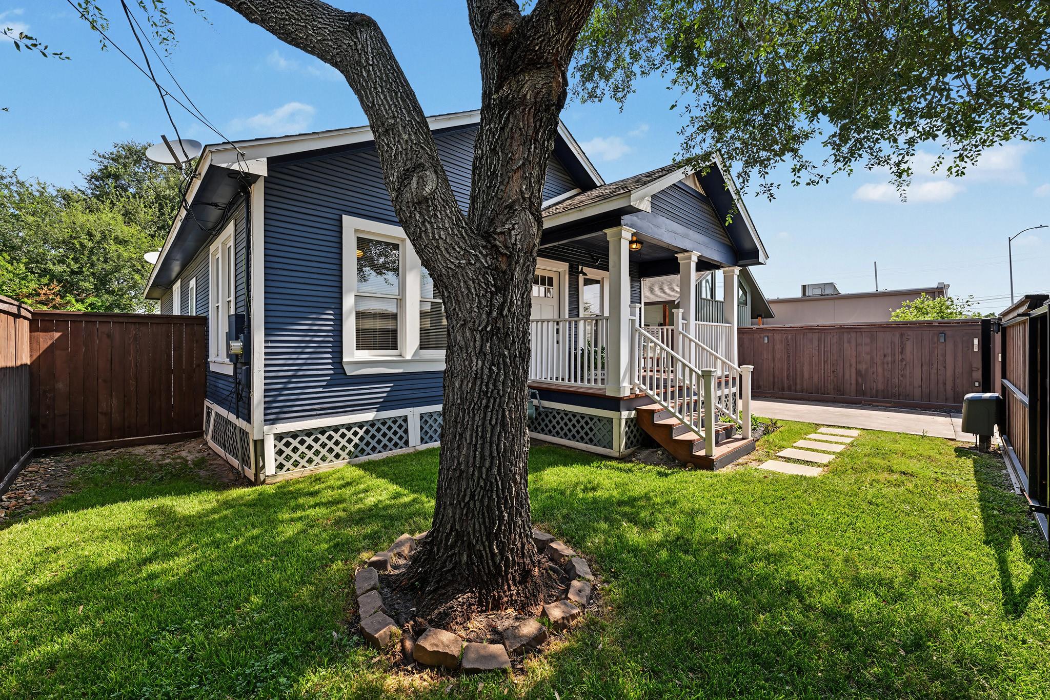 1721 Airline Drive
