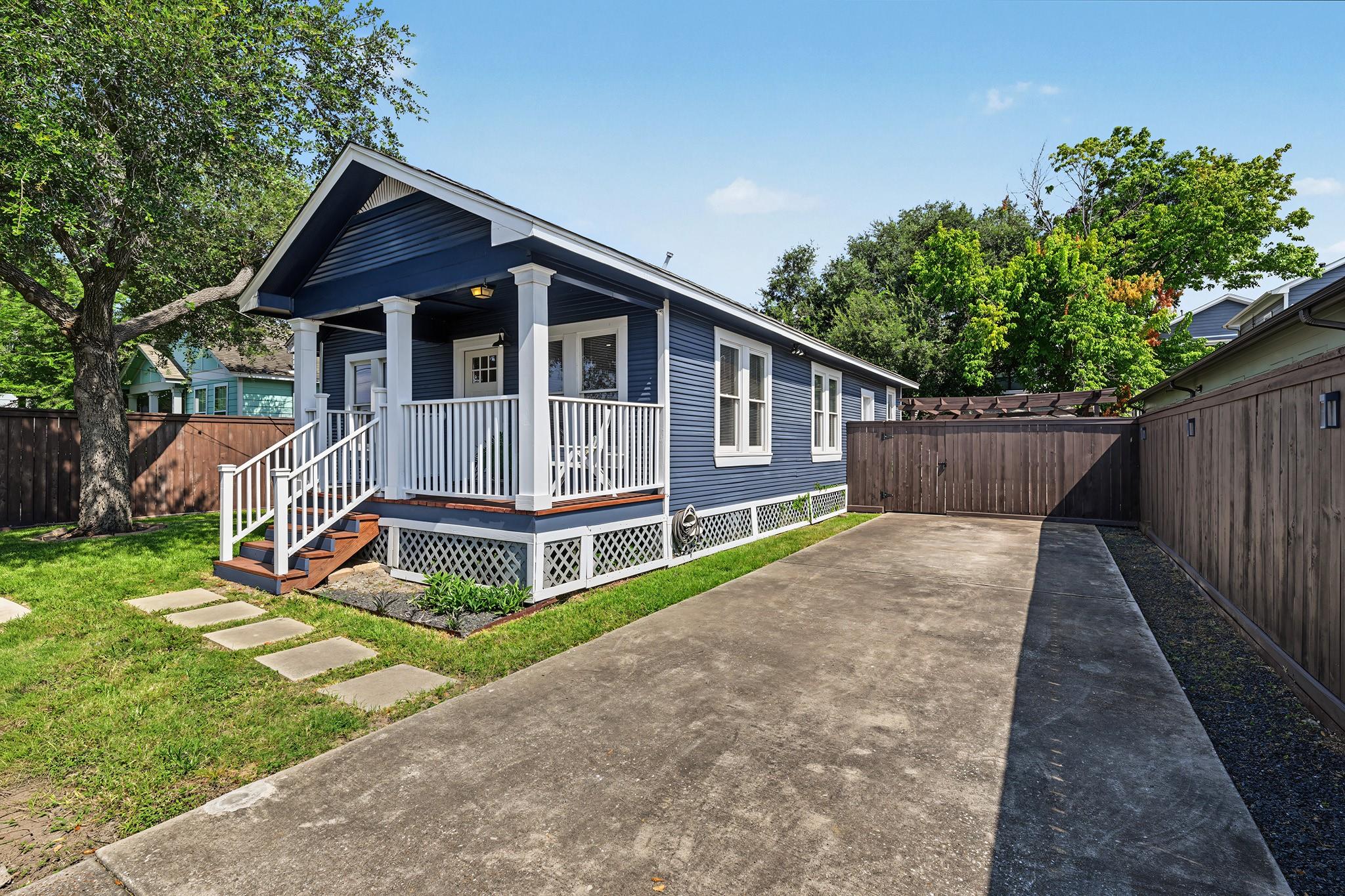 1721 Airline Drive