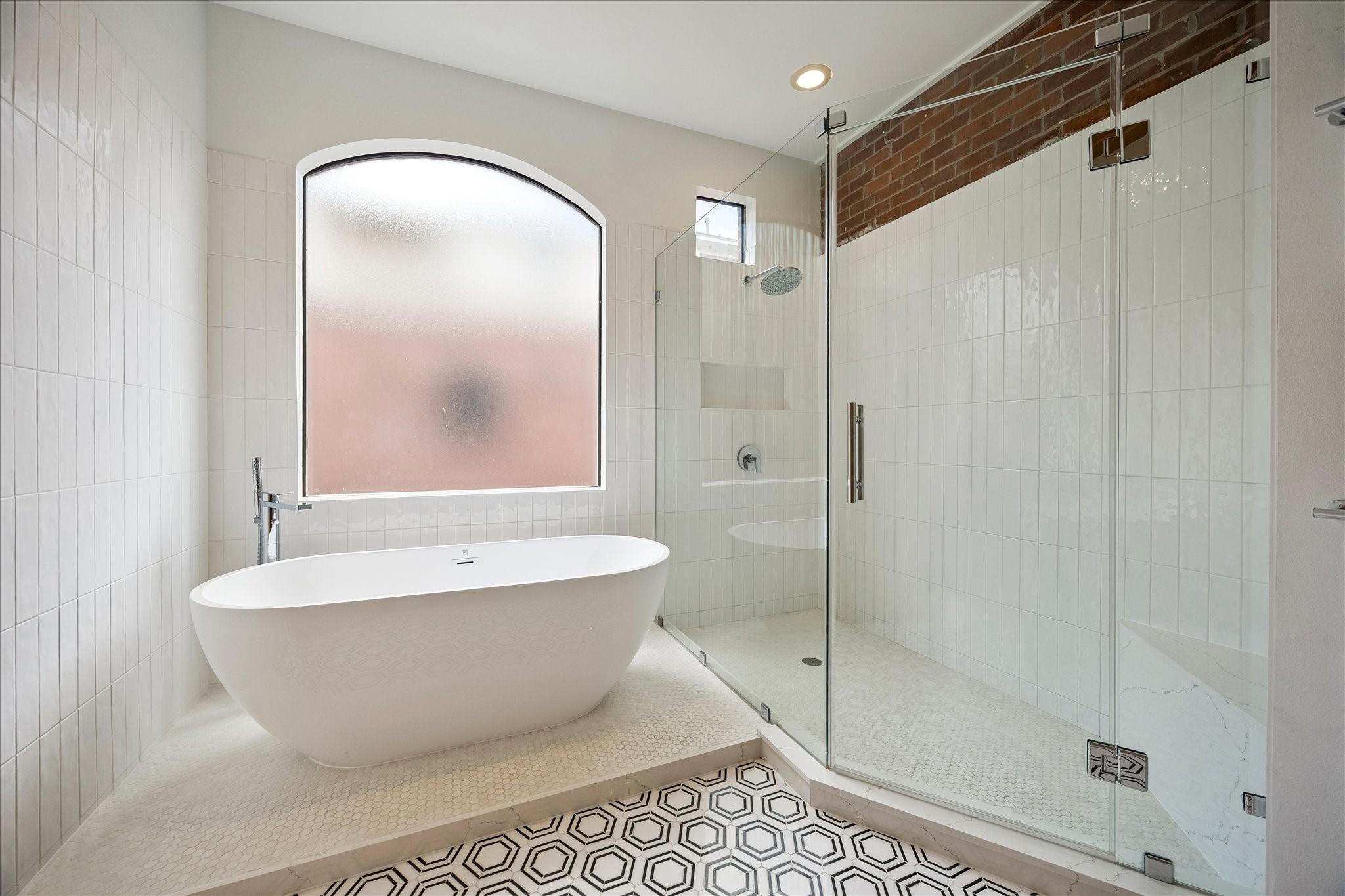 3300 Taft Street Unit: E