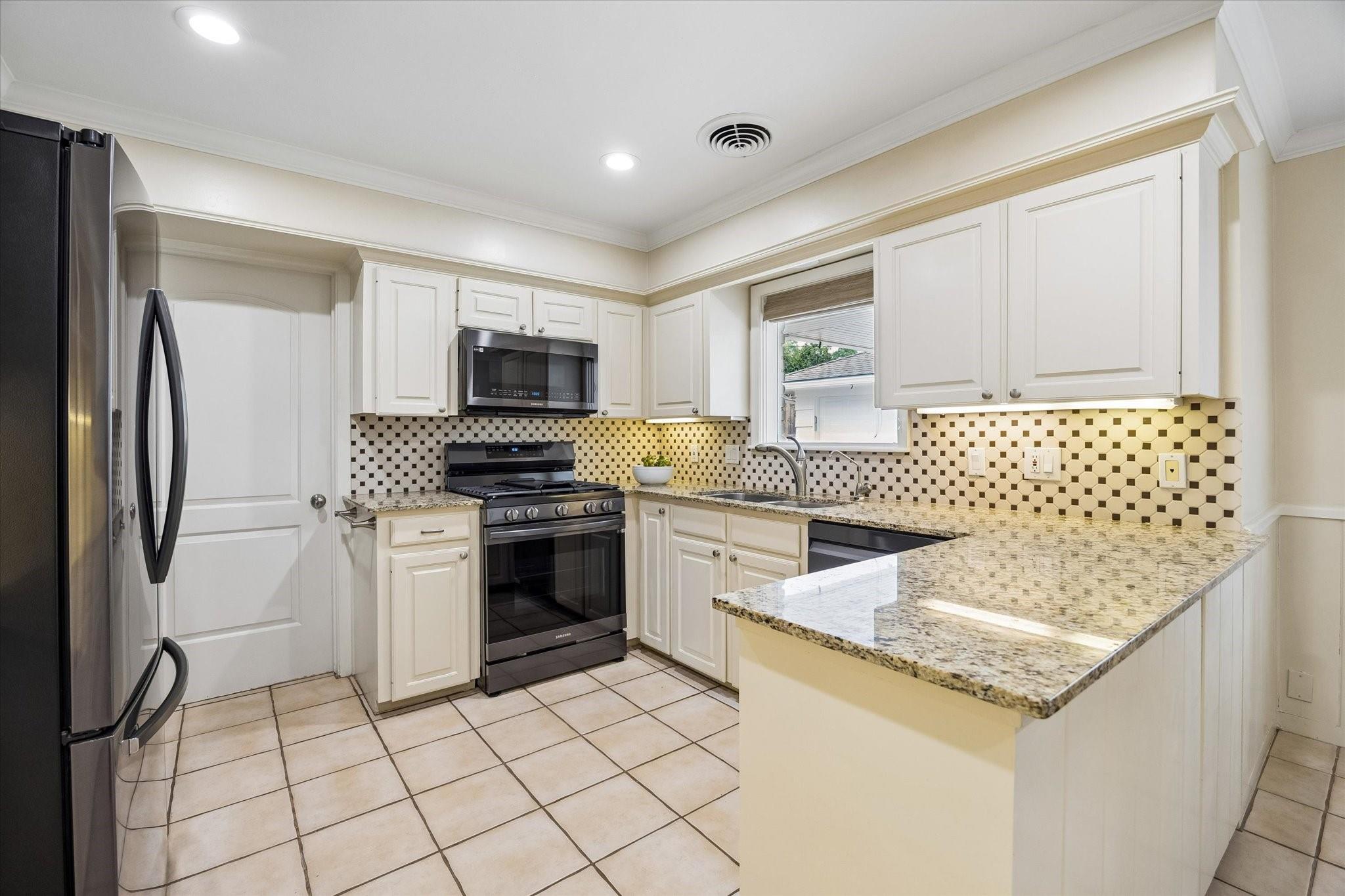 5656 Piping Rock Lane