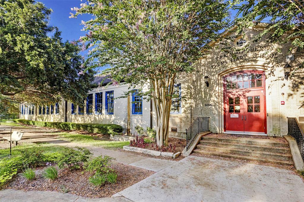 1936 Swift Boulevard