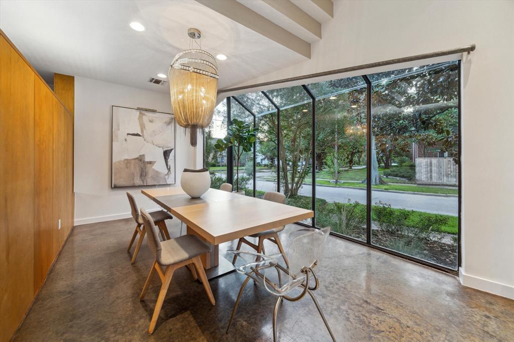 1936 Swift Boulevard