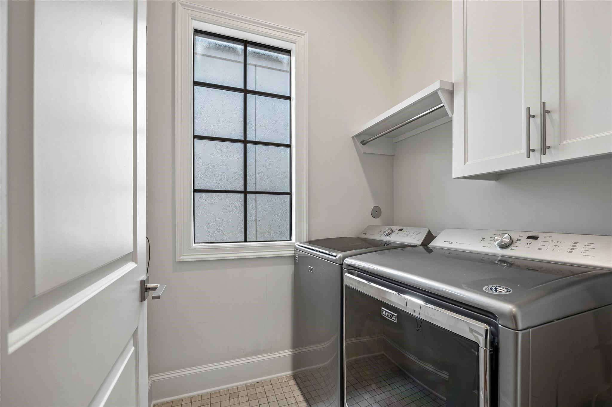 1710 Michigan Street