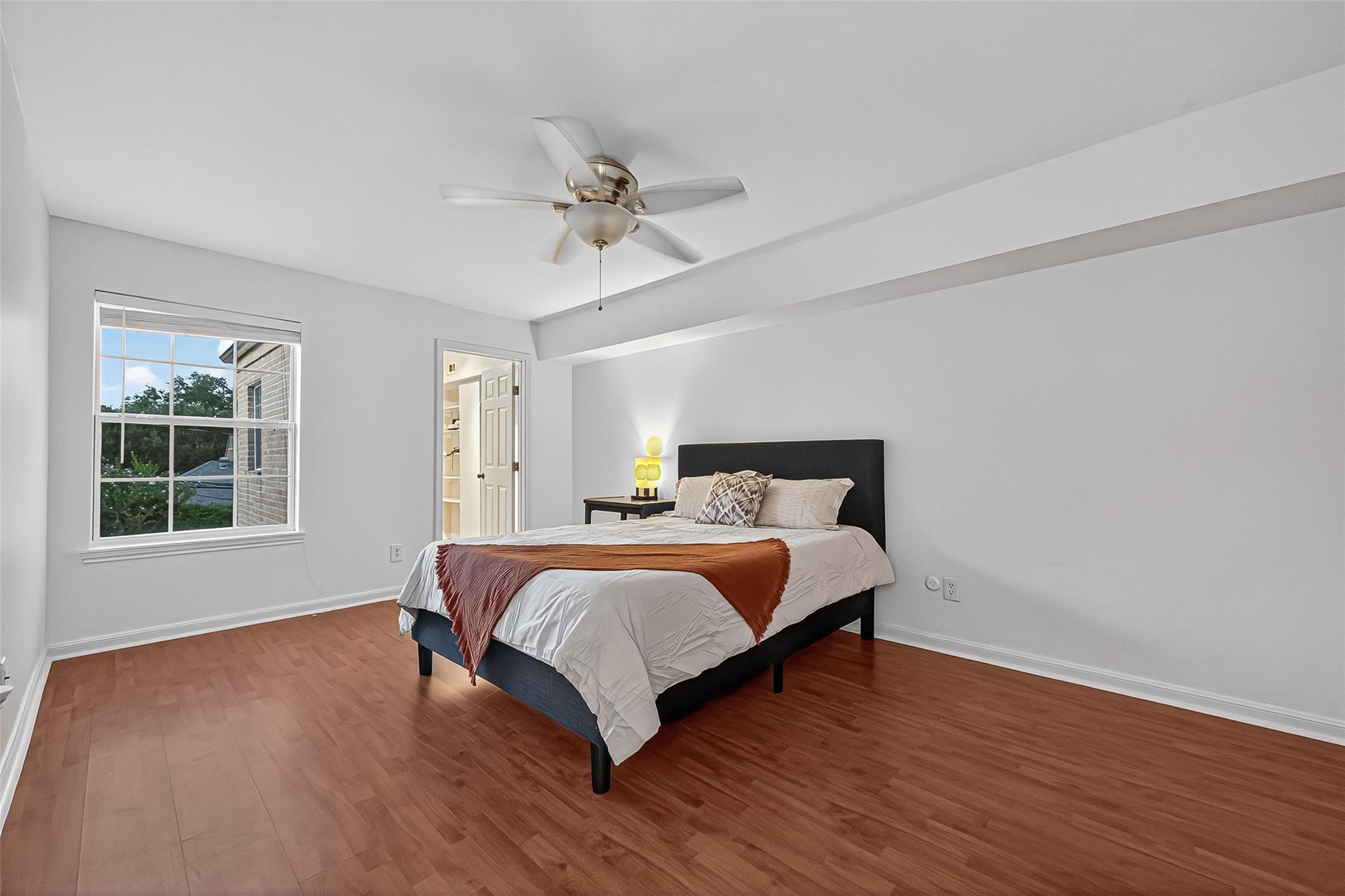 7604 Del Monte Drive