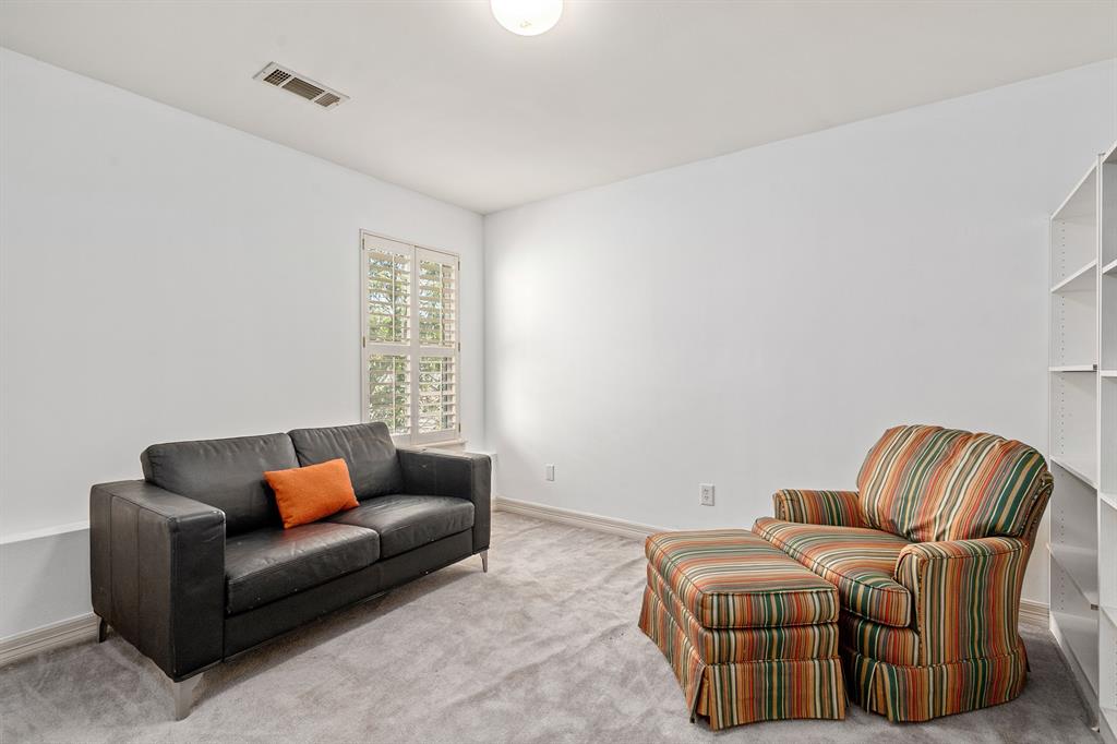 5726 Bering Circle