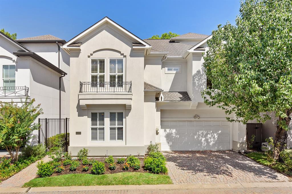 5726 Bering Circle