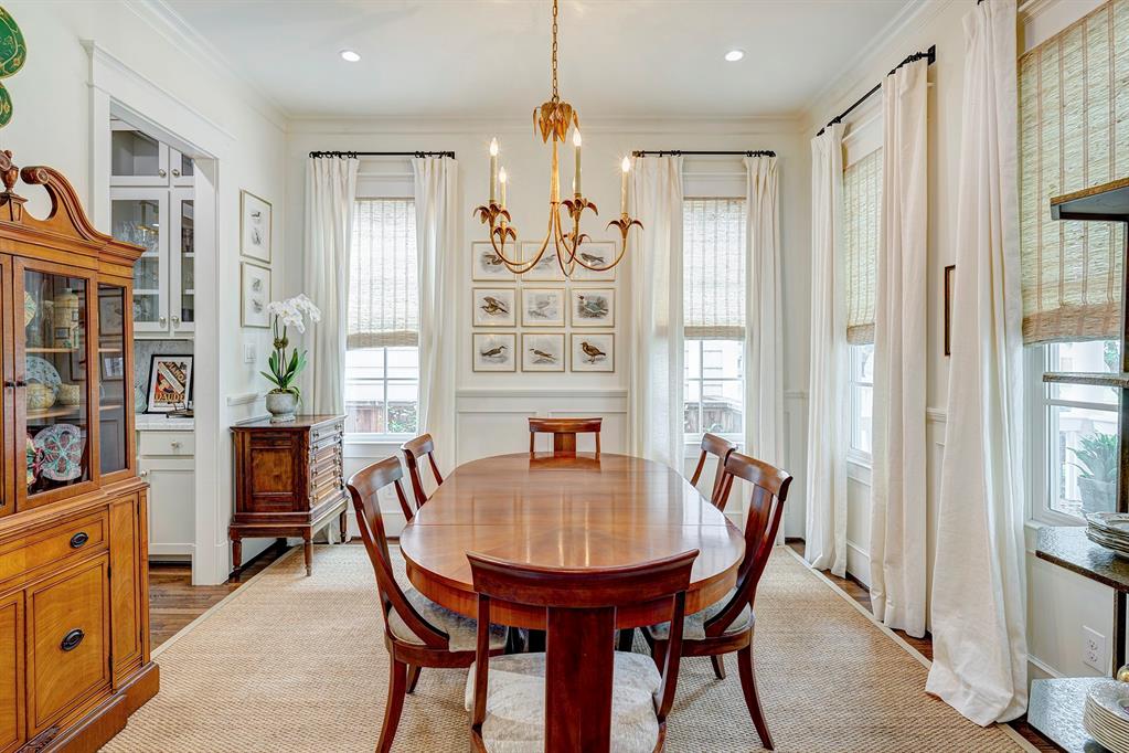312 W 17th Street