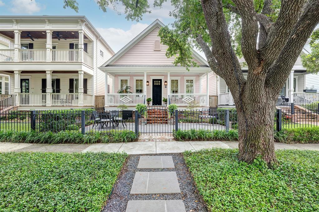 312 W 17th Street