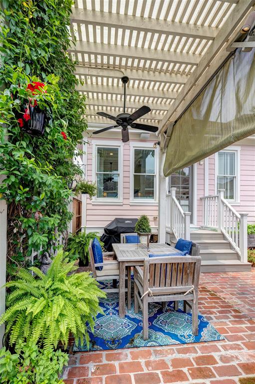 312 W 17th Street