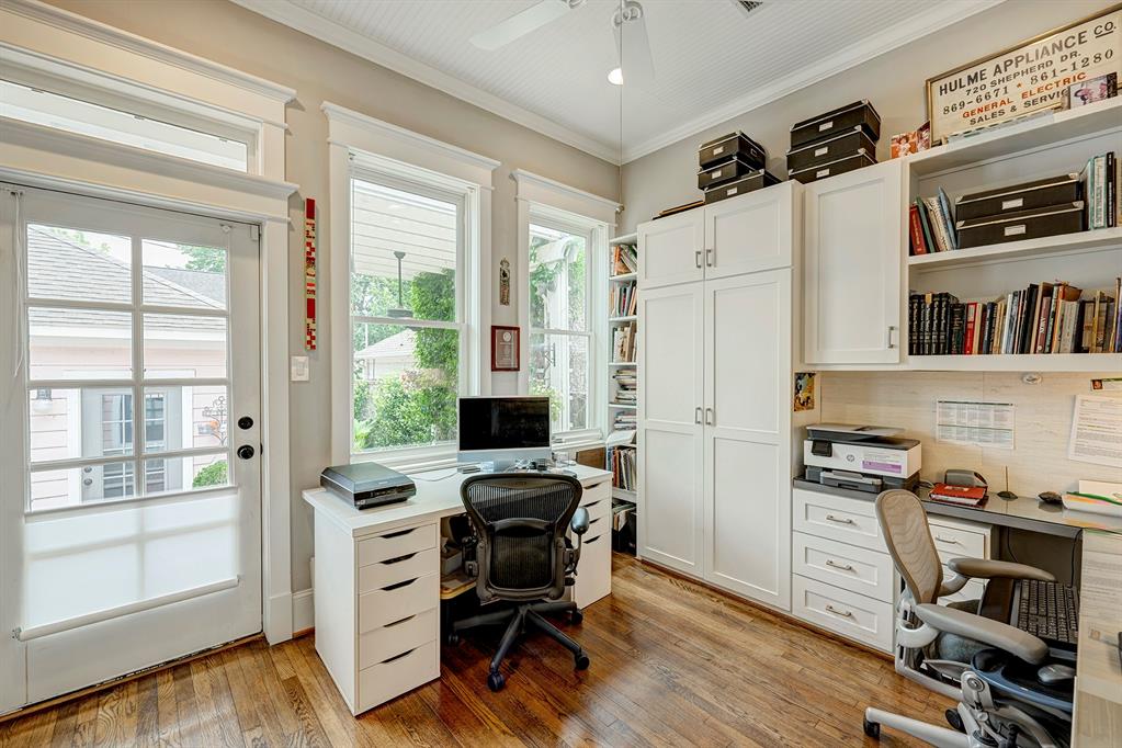 312 W 17th Street