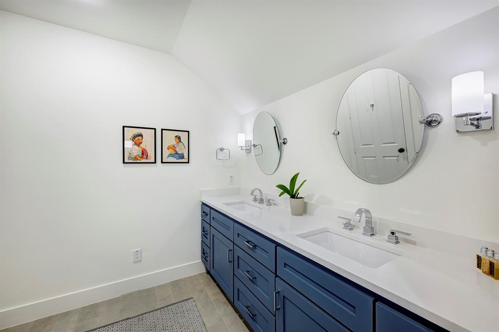 312 W 17th Street