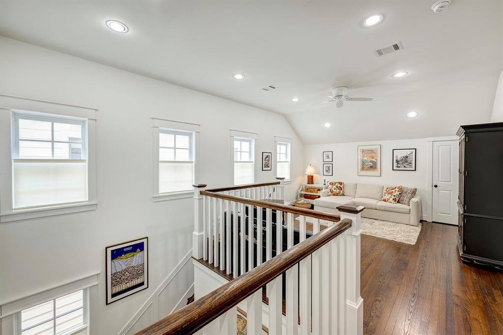 312 W 17th Street
