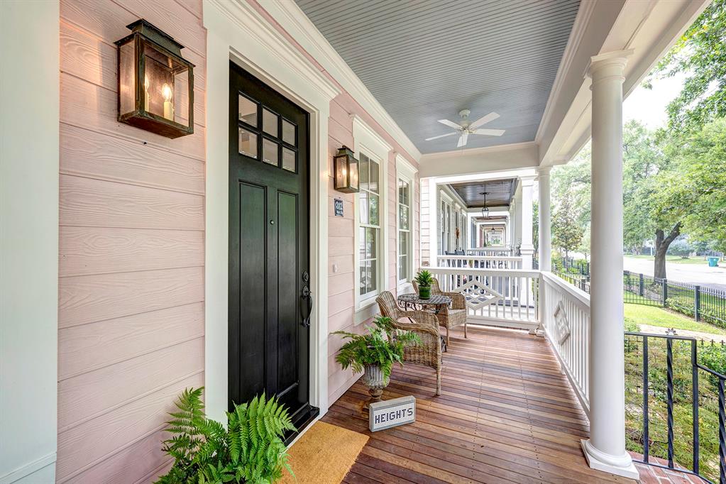 312 W 17th Street