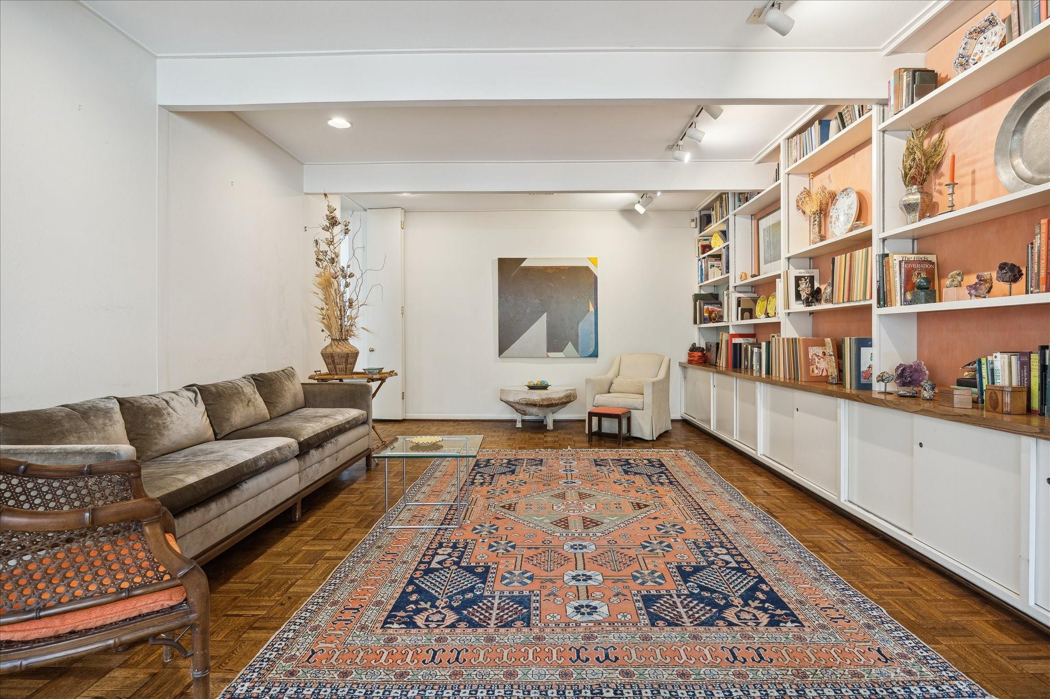 6202 Valley Forge Drive