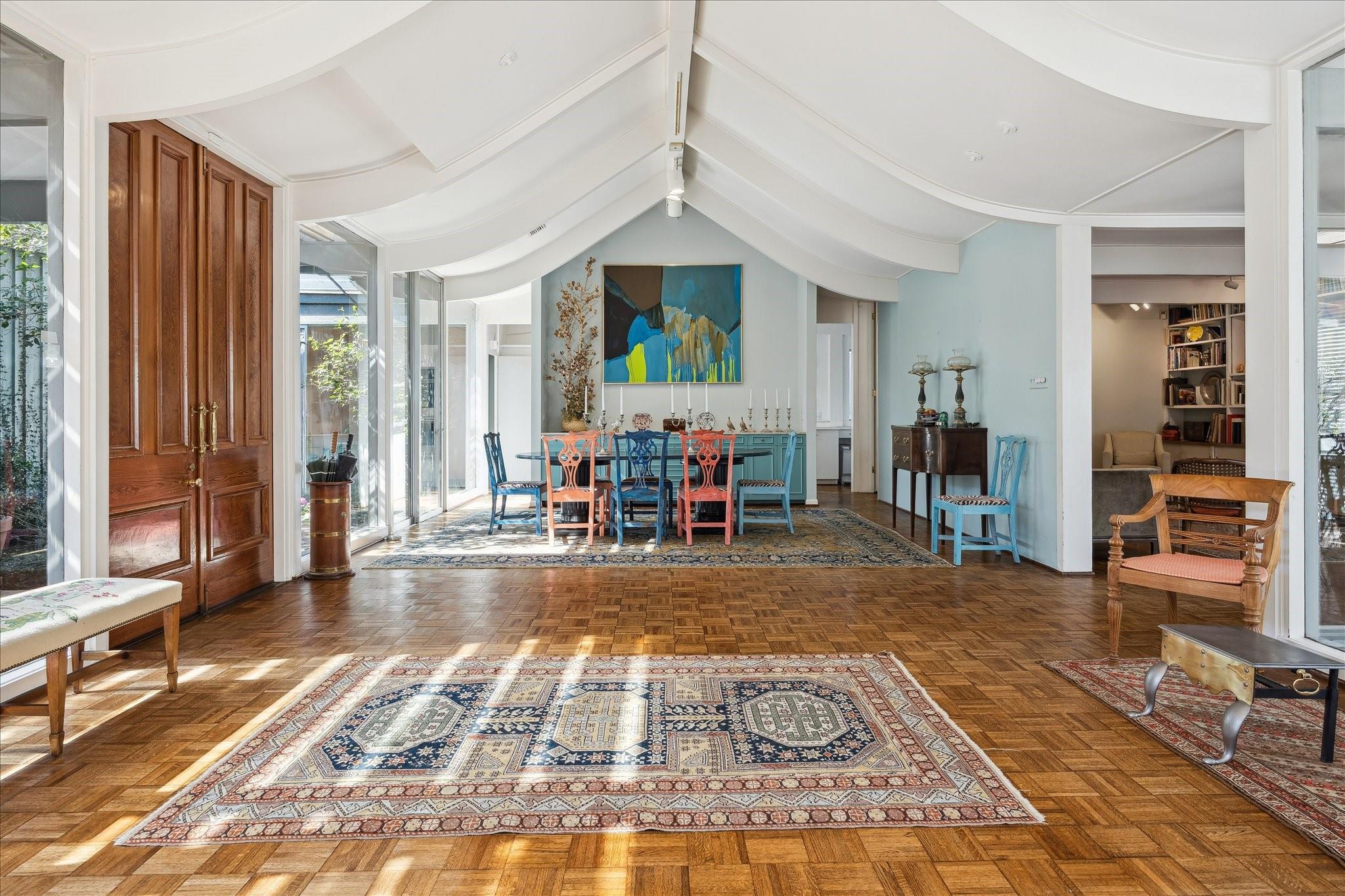 6202 Valley Forge Drive