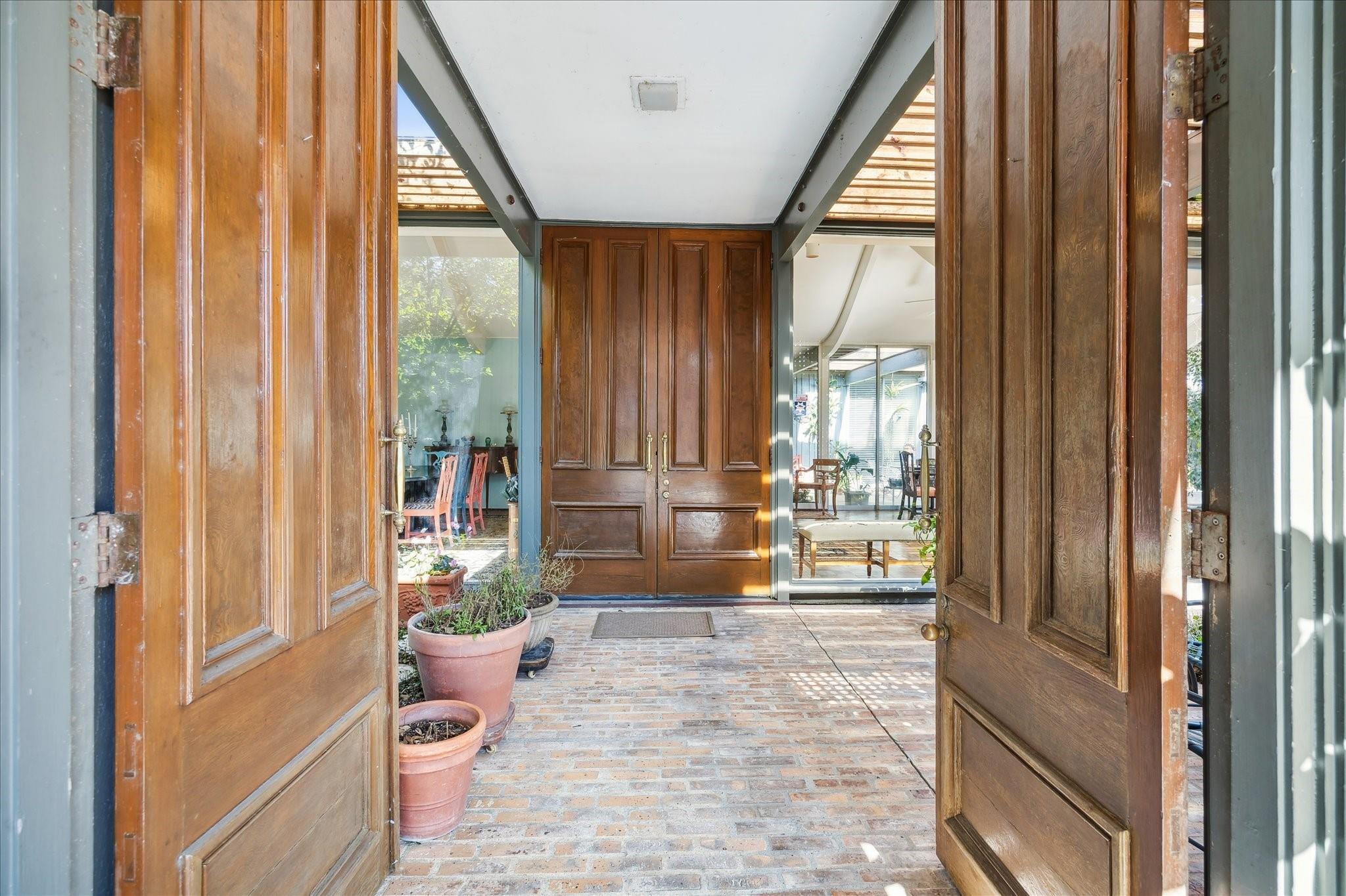 6202 Valley Forge Drive