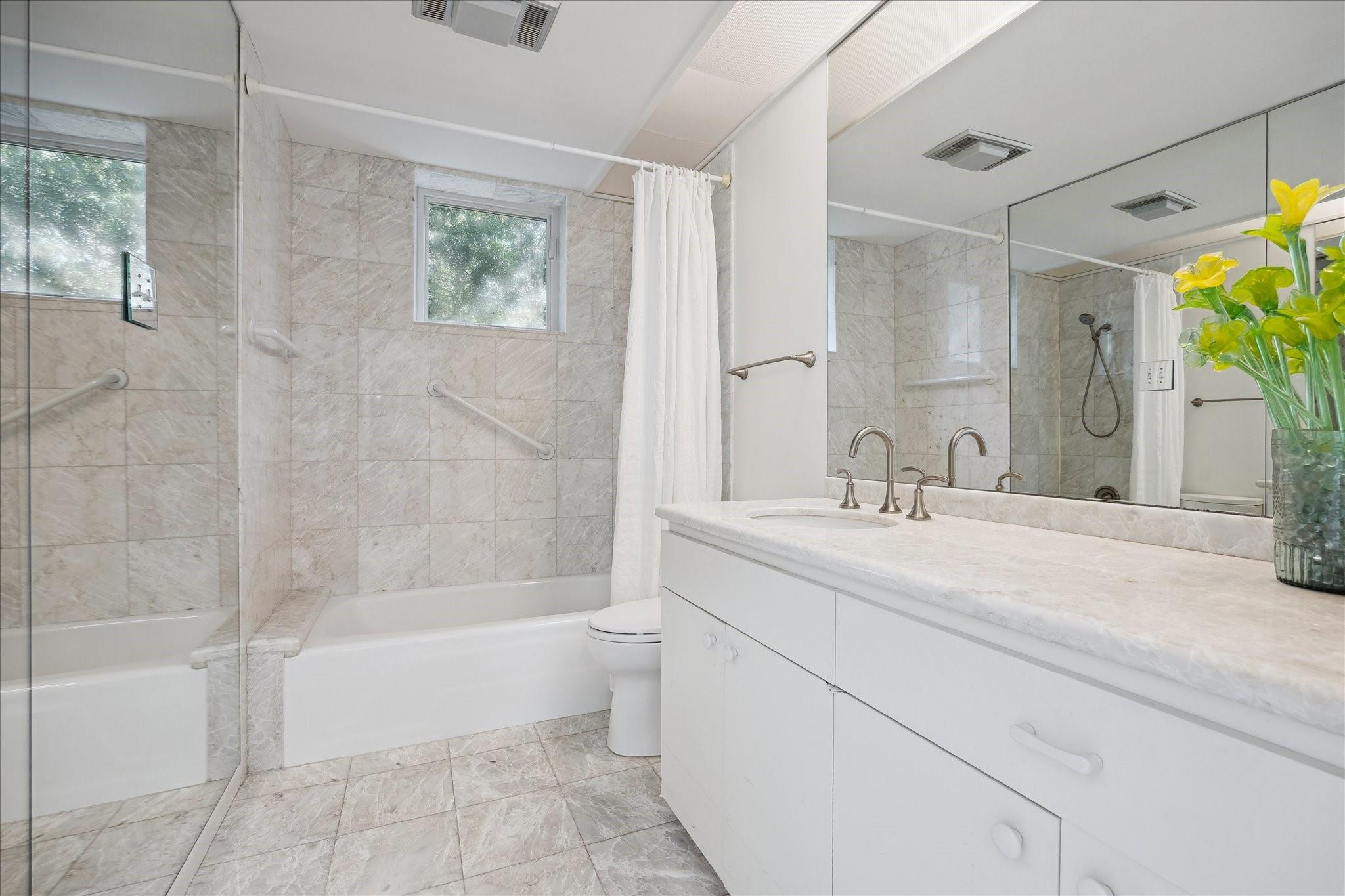 6202 Valley Forge Drive