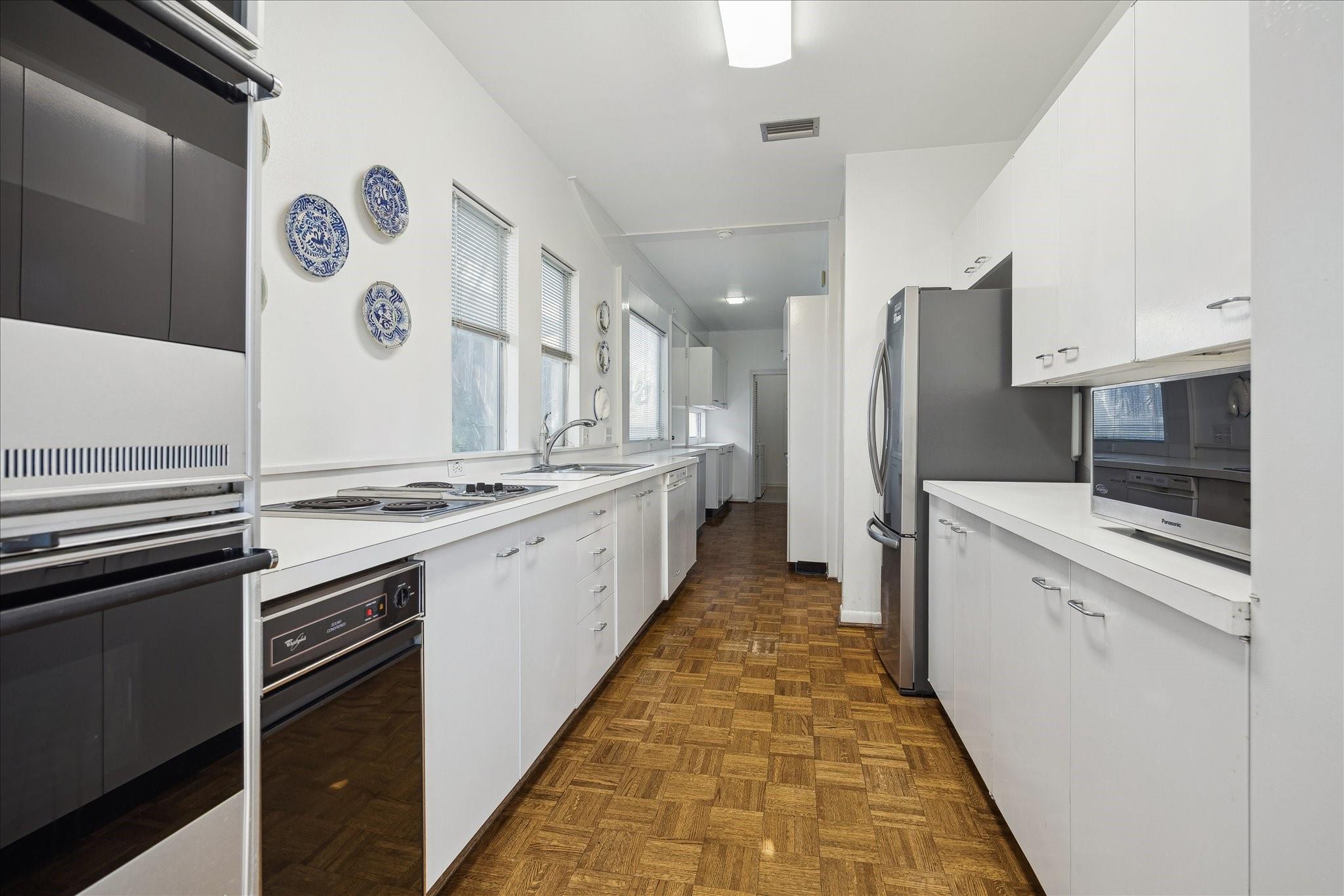 6202 Valley Forge Drive