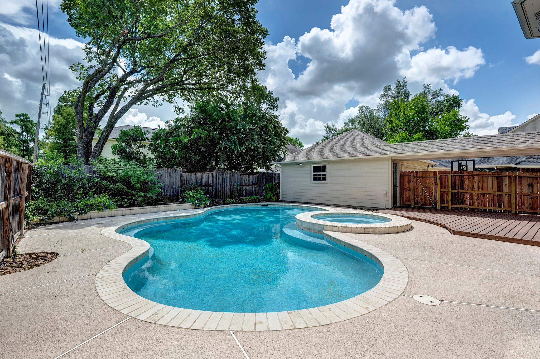 15434 Redbud Leaf Lane