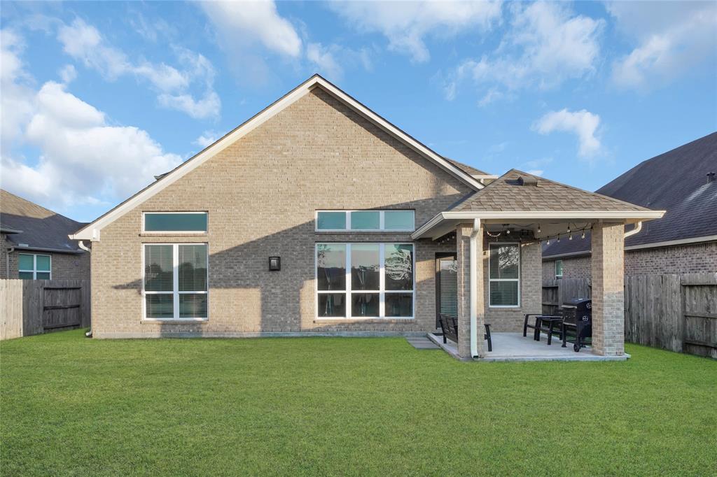 1906 Dry Willow Lane