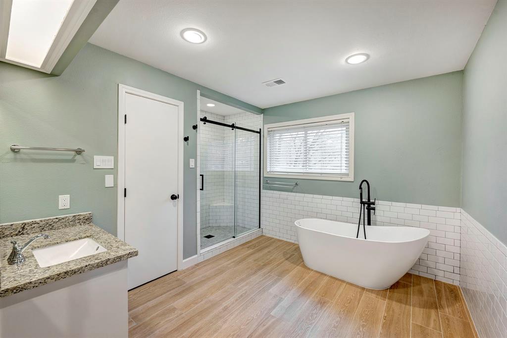 11903 N Blackjack Oak Circle