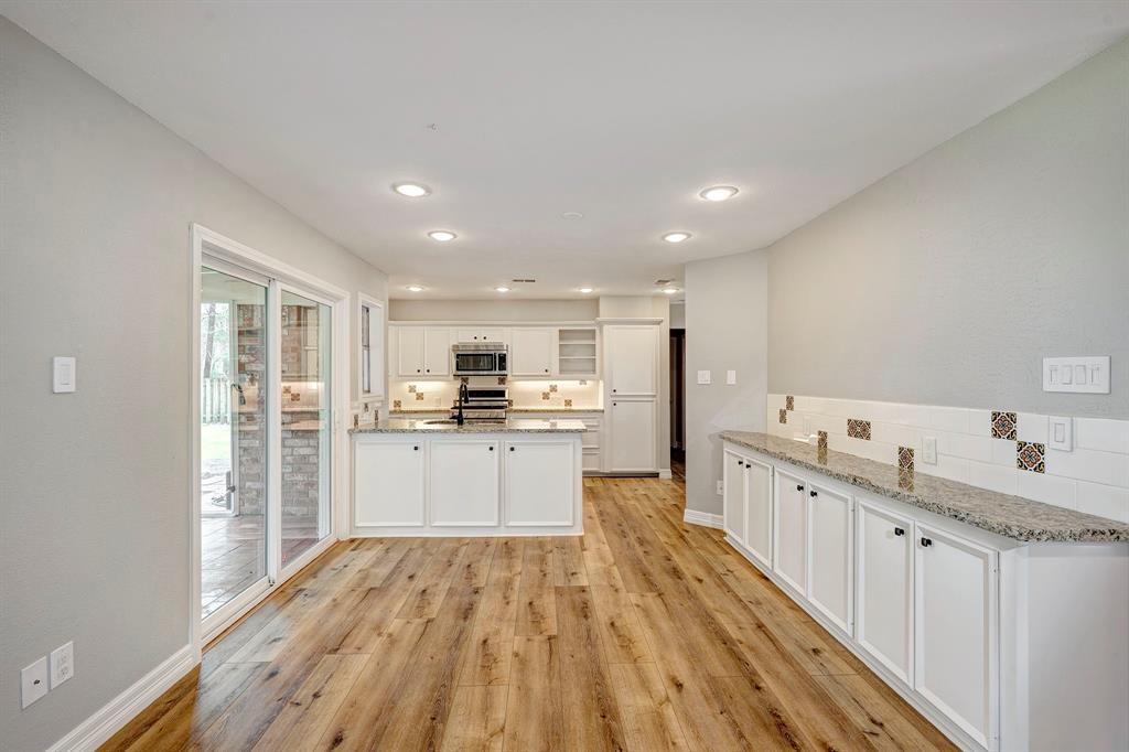 11903 N Blackjack Oak Circle