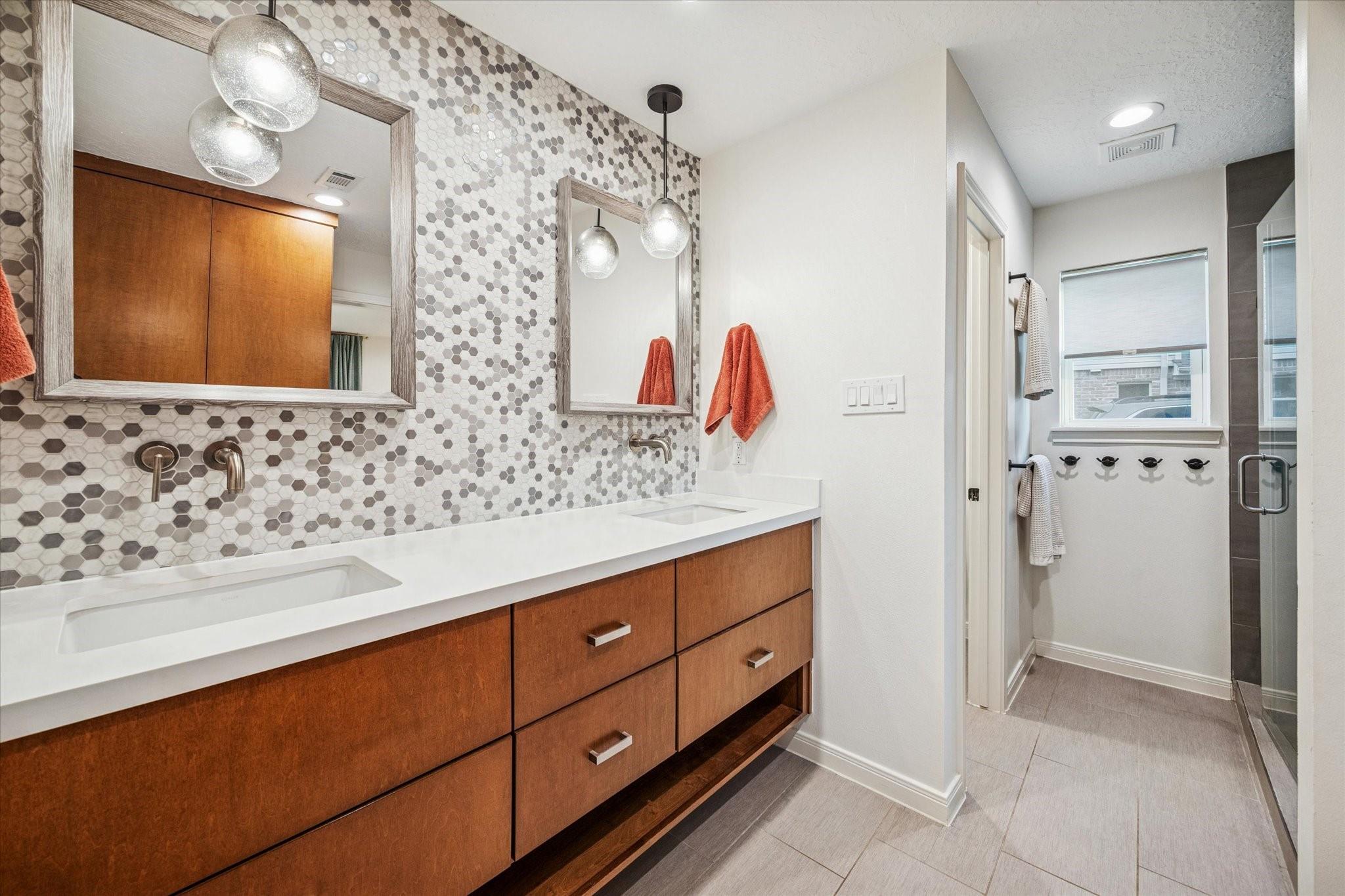 1914 Willowlake Drive