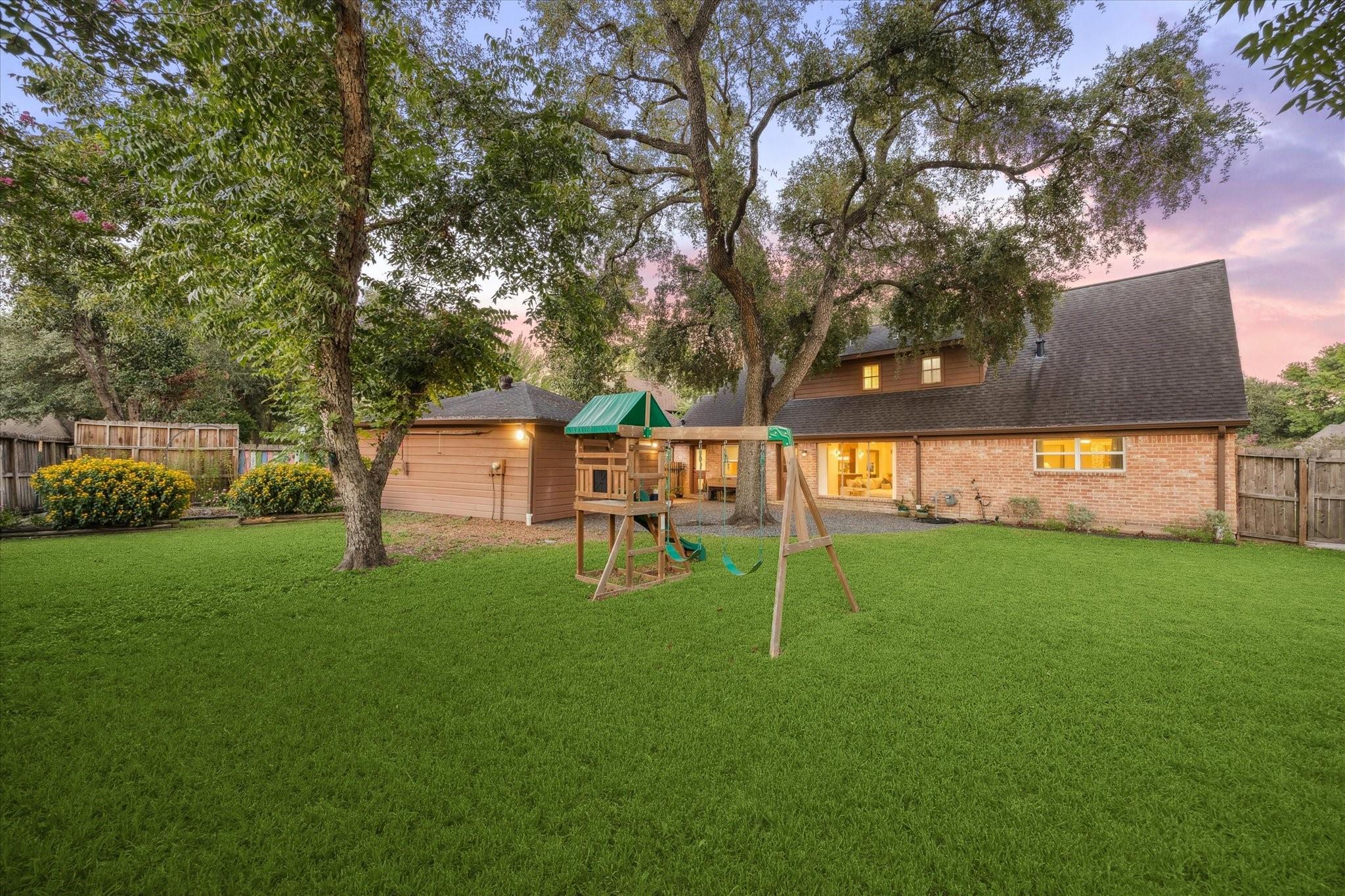 1914 Willowlake Drive