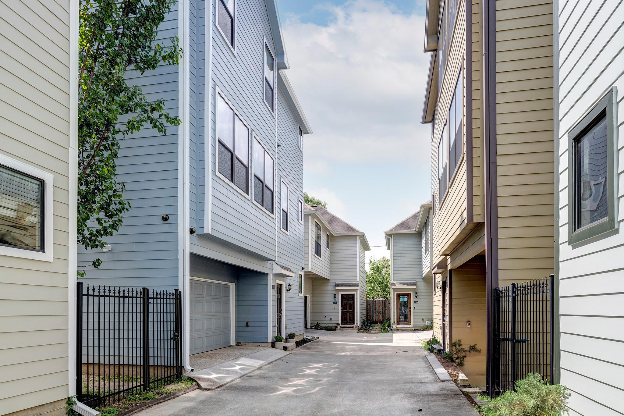 828 W 19th Street # B