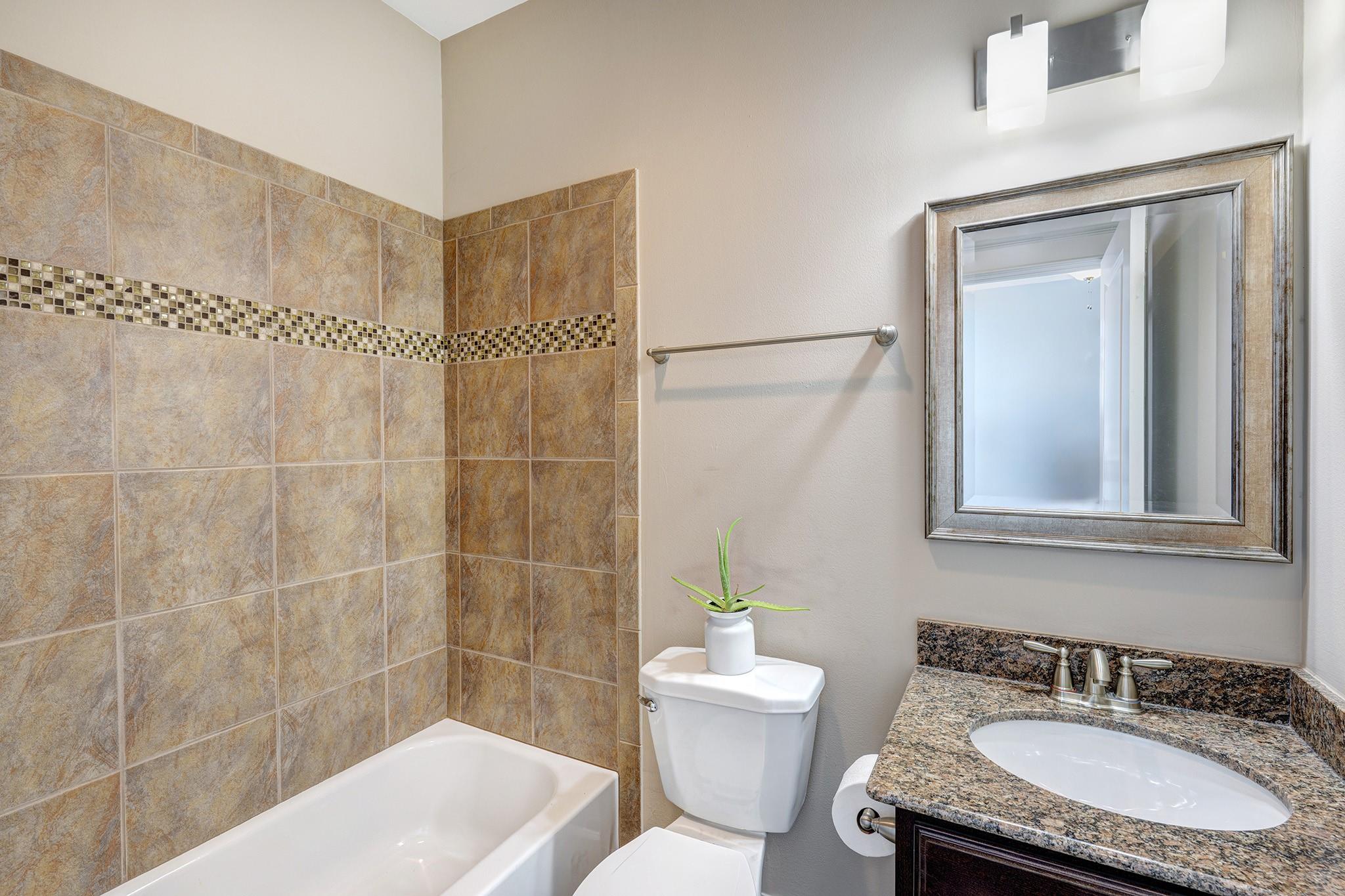 828 W 19th Street # B