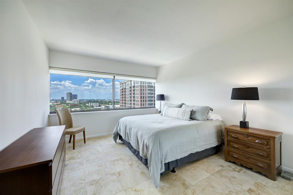 5000 Montrose Boulevard # 17A