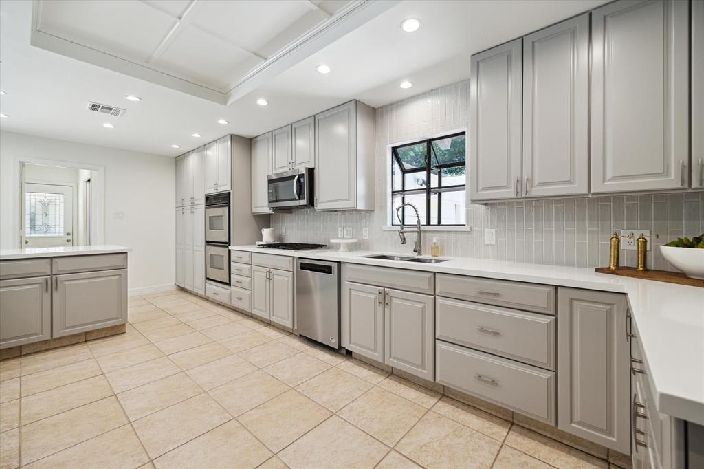 12527 Overcup Drive