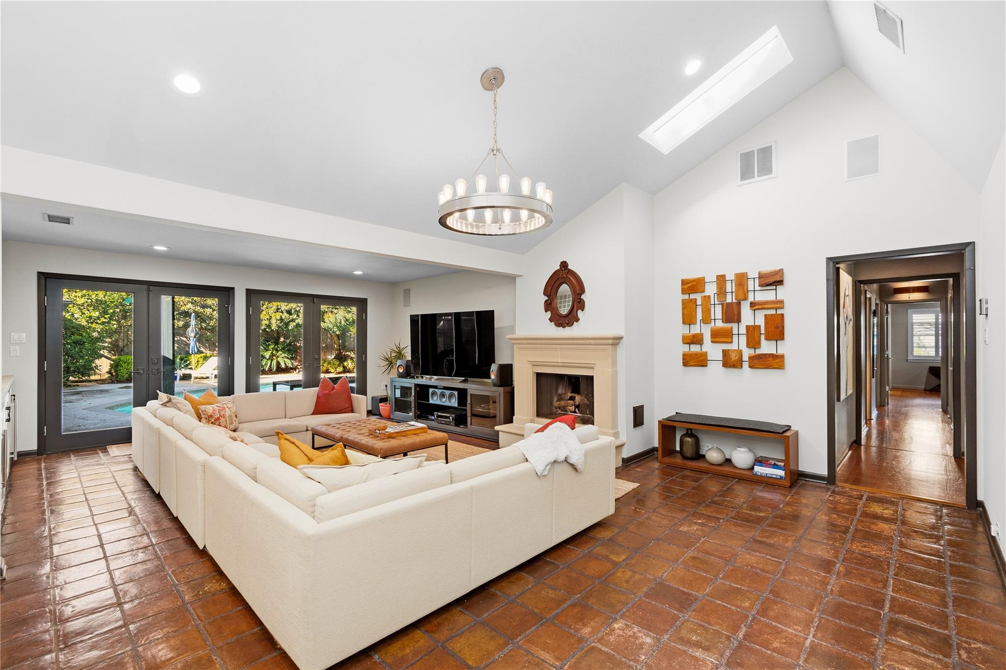 4614 Shetland Lane